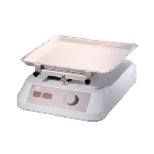 AGITADOR DE BALANCEO DIGITAL, INCLUYE PLATAFORMA 18900185, ANGULO 7°, 10-80RPM, SK-R1807-S - DLAB SKU: 8032311200