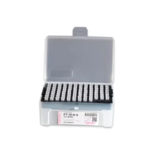 PUNTAS 10UL CLARA ESTERIL C/FILTRO RACK C/960 PIEZAS - DLAB SKU: FT-10-R-S